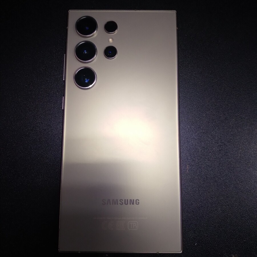 Смартфон Samsung S24 ultra 12/512