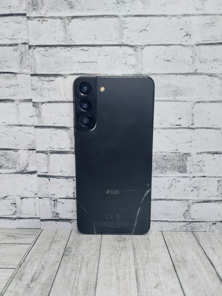 Смартфон Samsung S22 plus 8/128