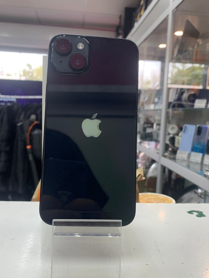 Смартфон iPhone 14