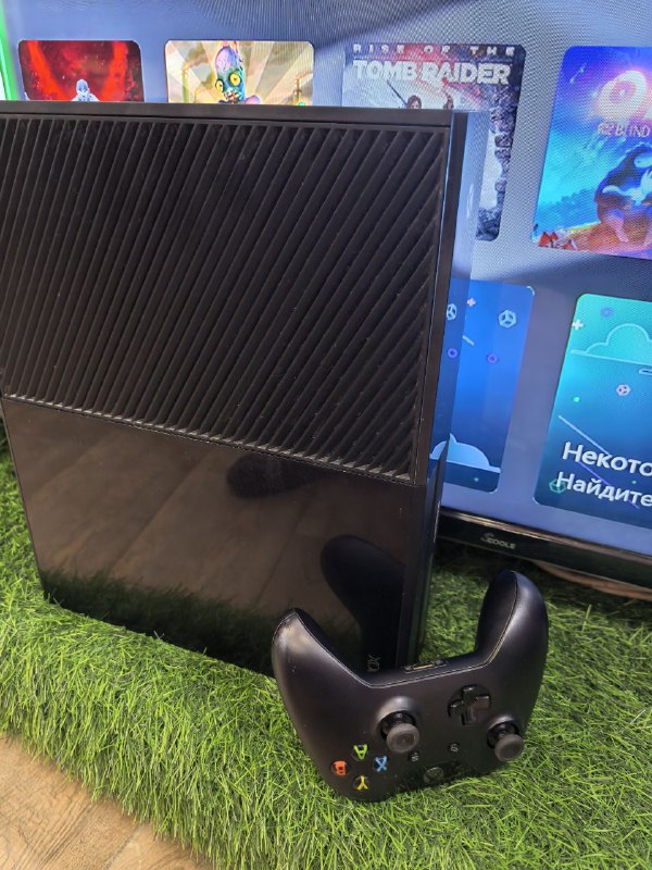 Игровая приставка XBOX ONE