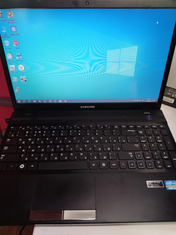 Ноутбук Samsung NP300V5A