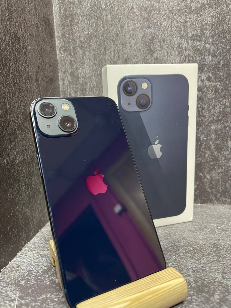 Смартфон iPhone 13 128 Gb