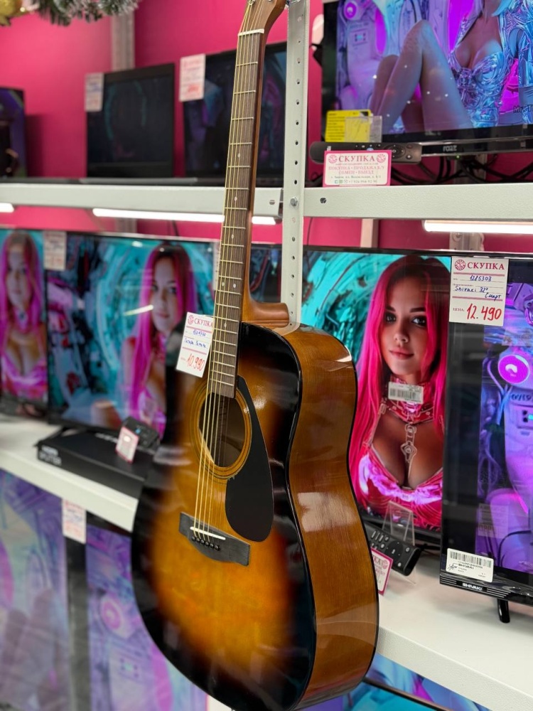 Гитара Yamaha
