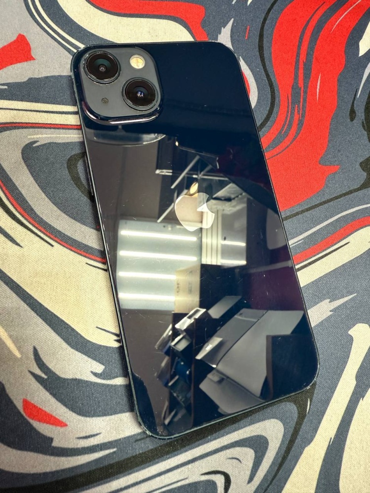 Смартфон iPhone 13 128 Gb