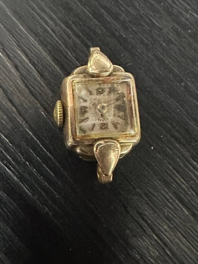 Часы женские Швеция