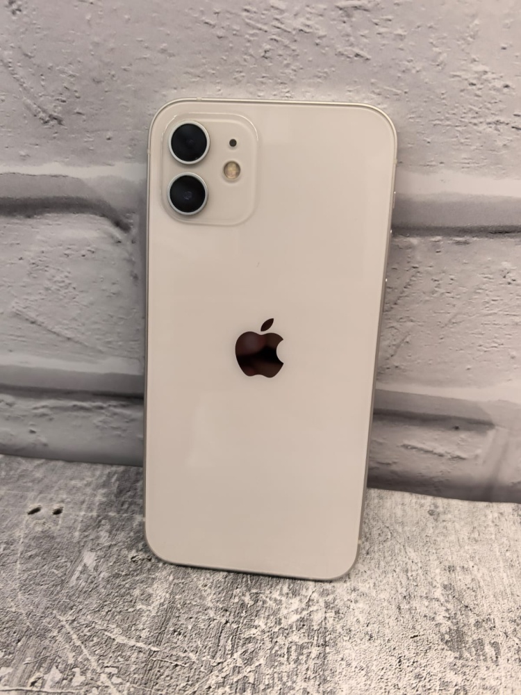 Смартфон iPhone 12 64 Gb