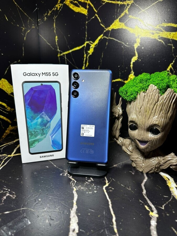 Смартфон Samsung  M55 5G 8/256gb