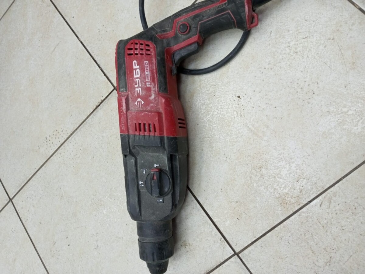 Перфоратор Зубр п28-850