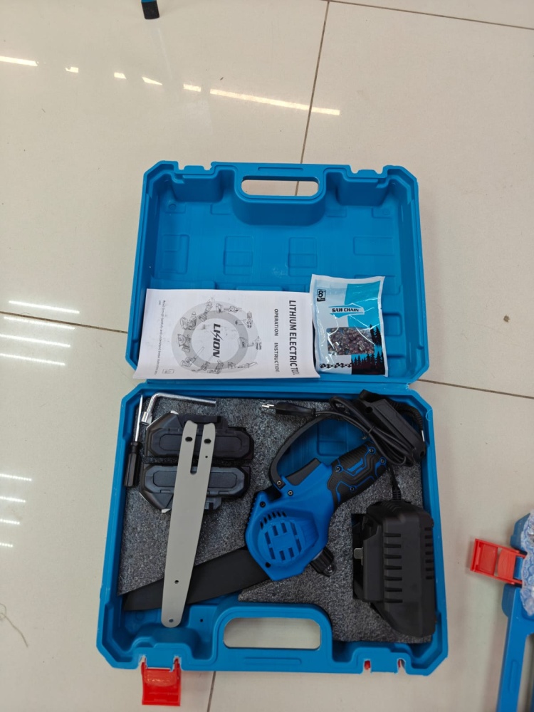 Кусторез Makita