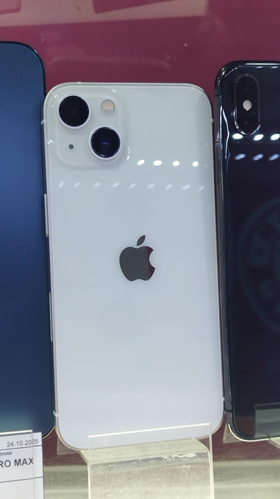 Смартфон iPhone 13 128 Gb 100%