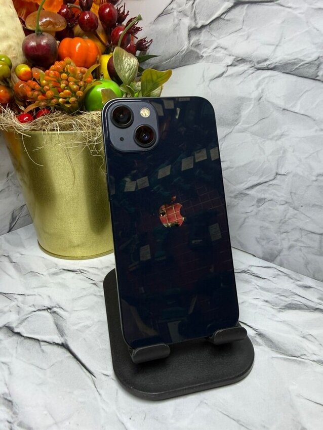 Смартфон iPhone 13 128 Gb