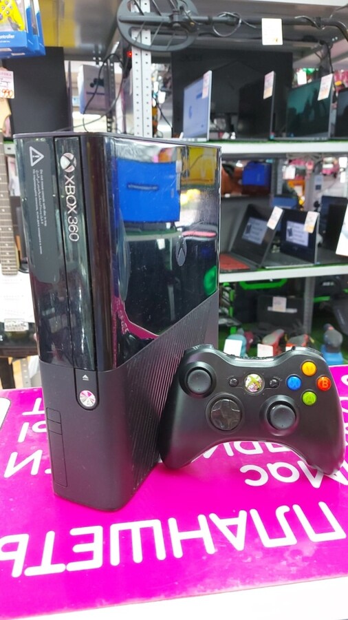 Игровая приставка XBOX 360 250gb
