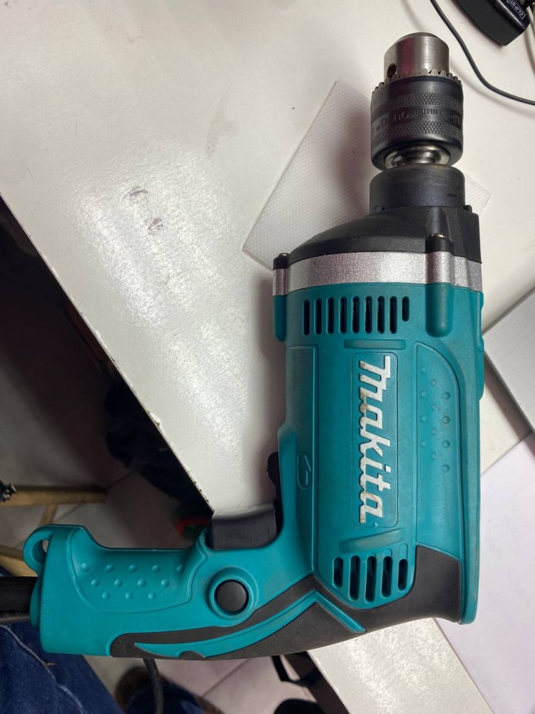 Ударная Дрель Makita HP1630