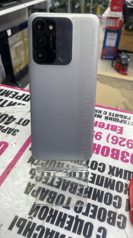 Мобильный телефон Tecno Spark 8c