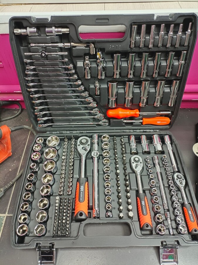 /Набор инструментов 216 предметов