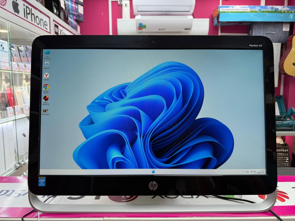 Моноблок HP Pavilion 23 Intel Core i3-4330 4*3.50 Ghz/16 GB RAM/128 GB SSD/1TB HDD