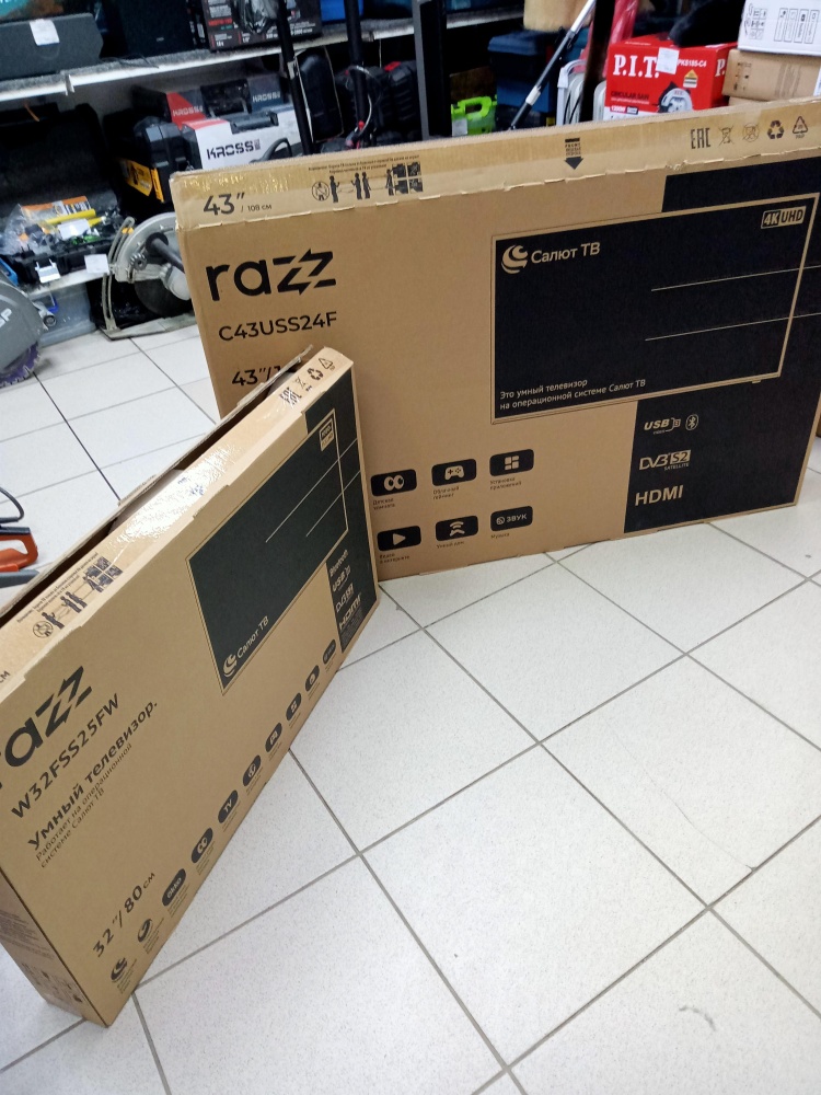 Телевизор RAZZ C43USS24F