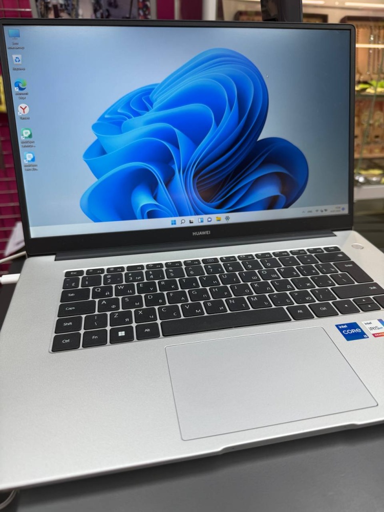 Ноутбук Huawei matebook d15