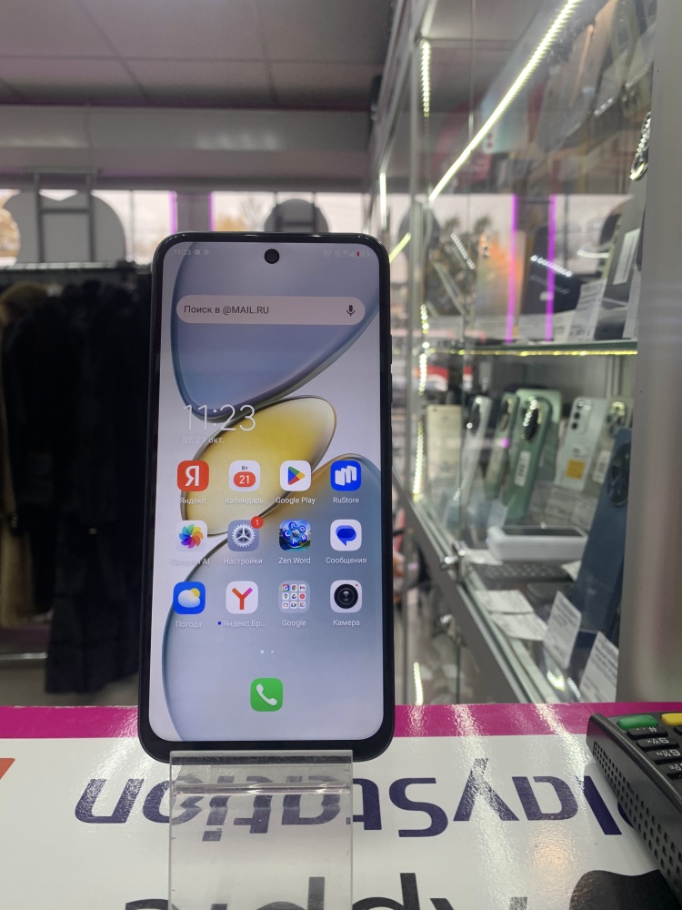 Мобильный телефон Tecno Spark GO1 4/128gb