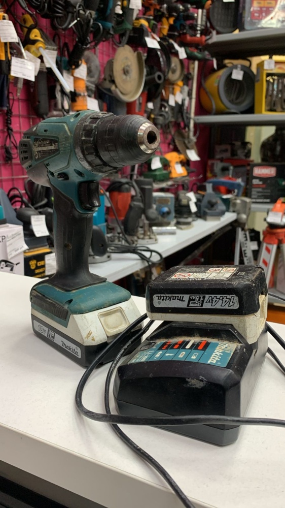 Шуруповерт Makita DF347D