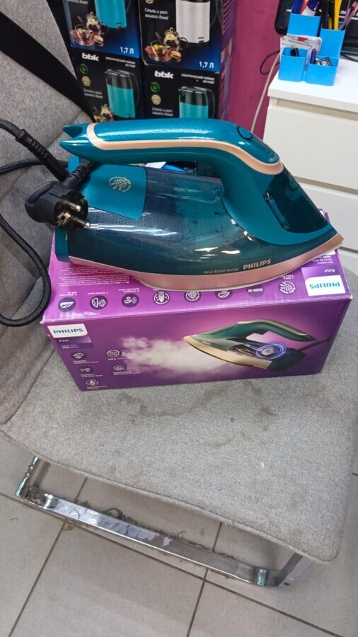 Утюг Филипс 8000