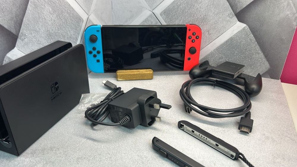 Игровая приставка Nintendo Switch Oled 64