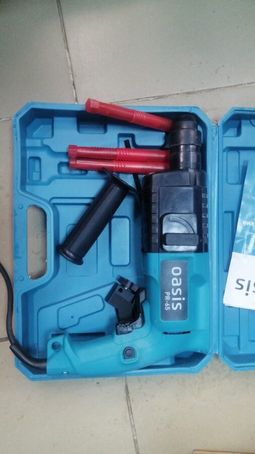 Перфоратор Oasis