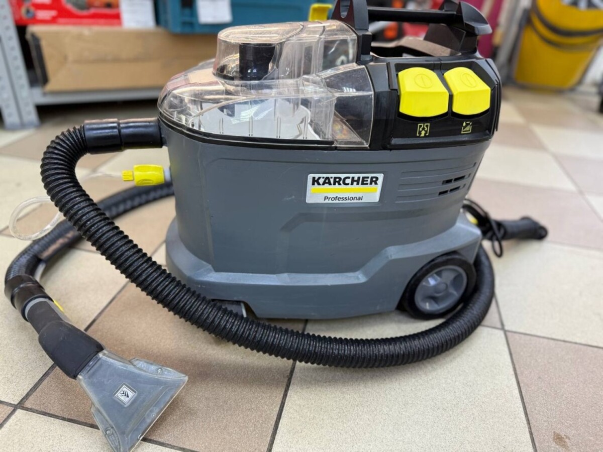 Пылесос моющий Karcher Puzzi 8/1