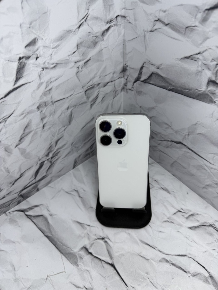 Смартфон iPhone 16 PRO