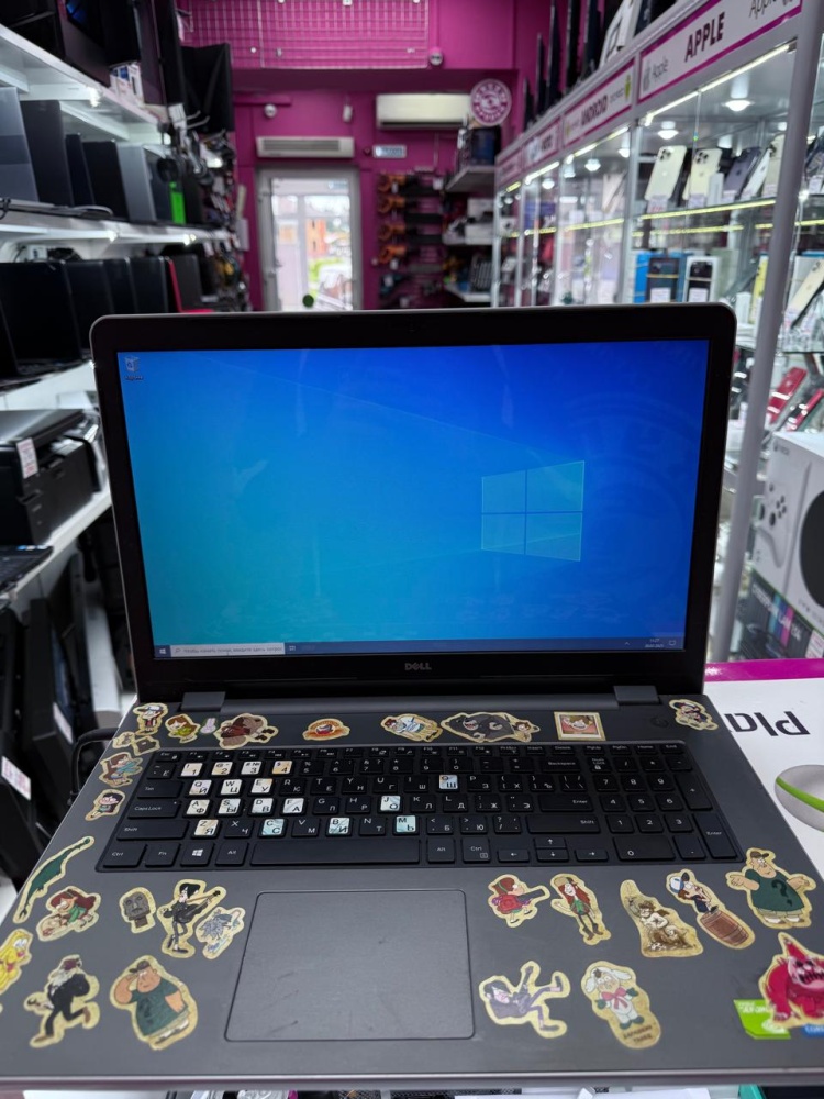 Ноутбук Dell P28E