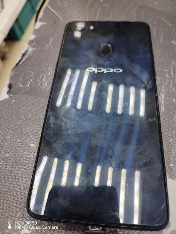 Смартфон Oppo F7