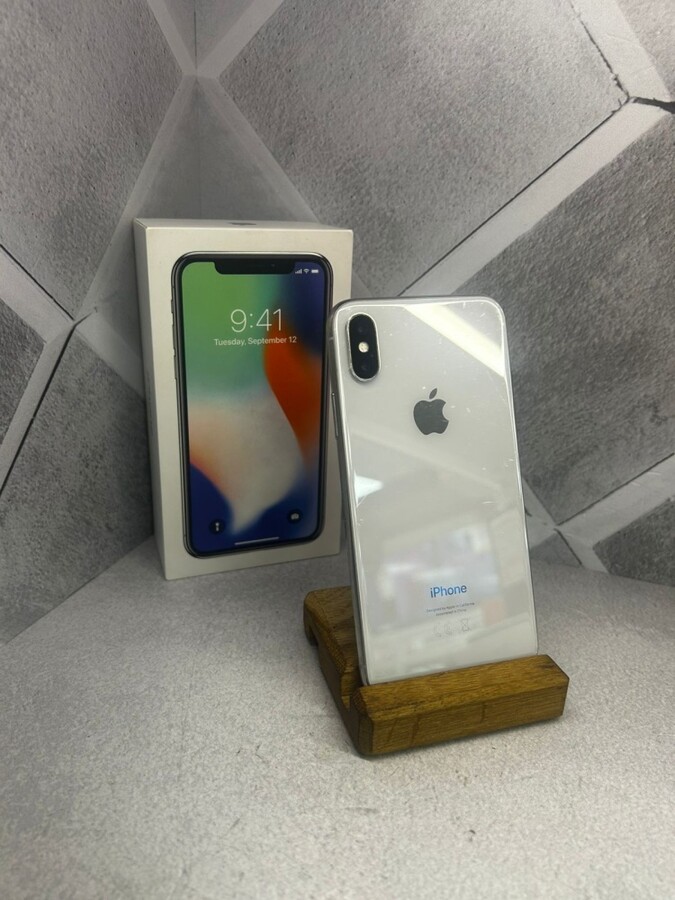 Смартфон iPhone X 256Gb