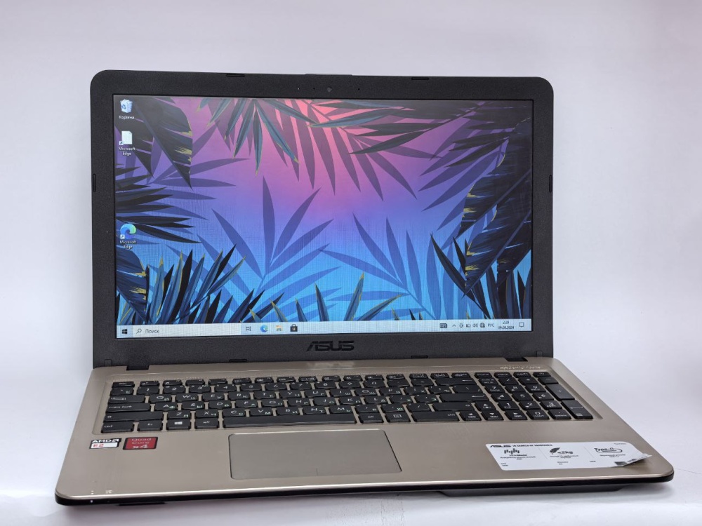 ASUS R540Y (Ryzen E2-6110, 4\500)