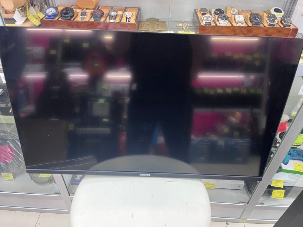 Телевизор Digma DM-LED32SBB32