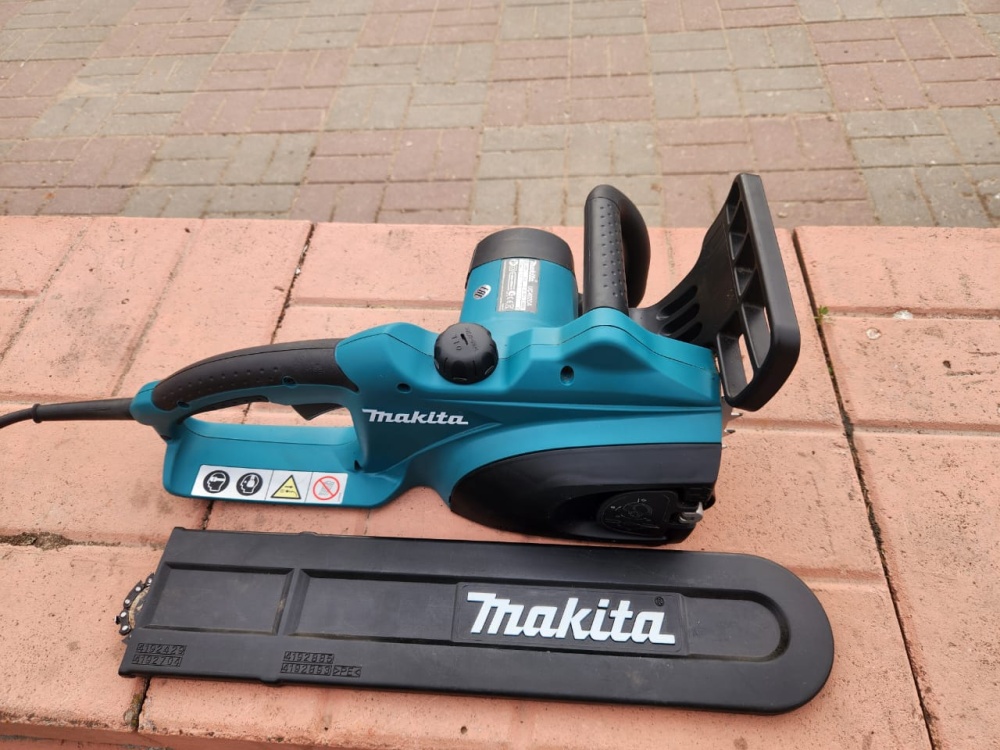 электро пила Makita UC4020A