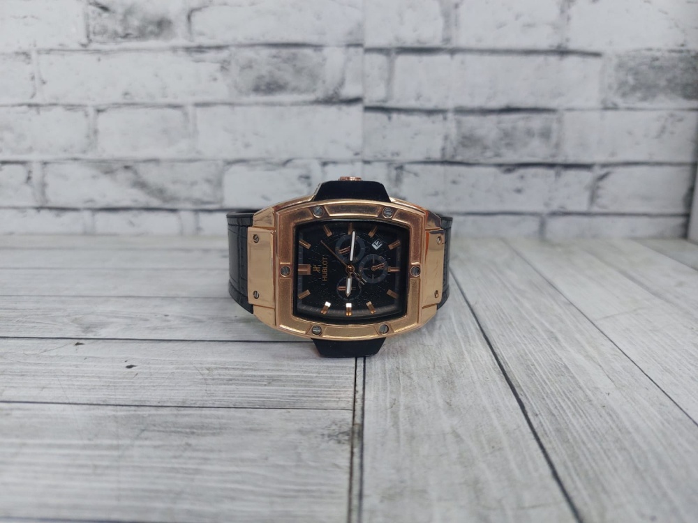 Часы Hublot