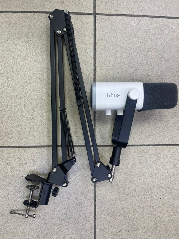 Микрофон FIfine AM8