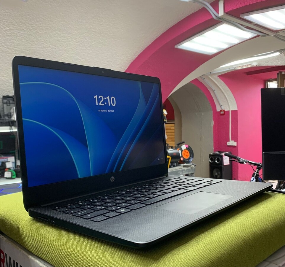 Ноутбук HP laptop 14s 250gb