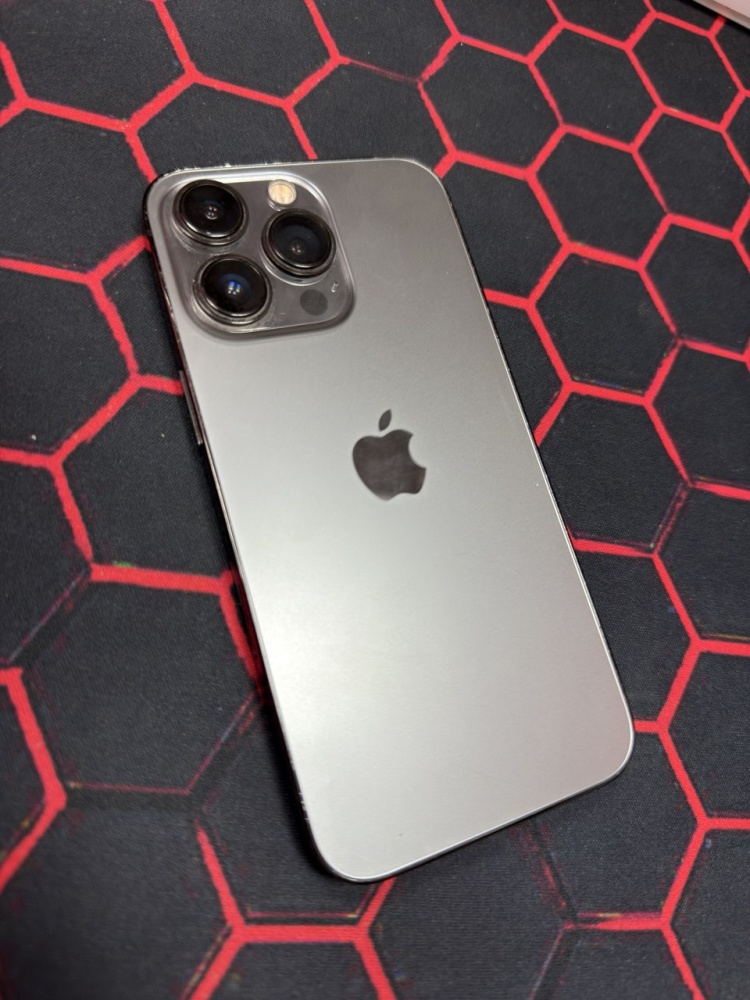 Смартфон iPhone 13 PRO 256 GB