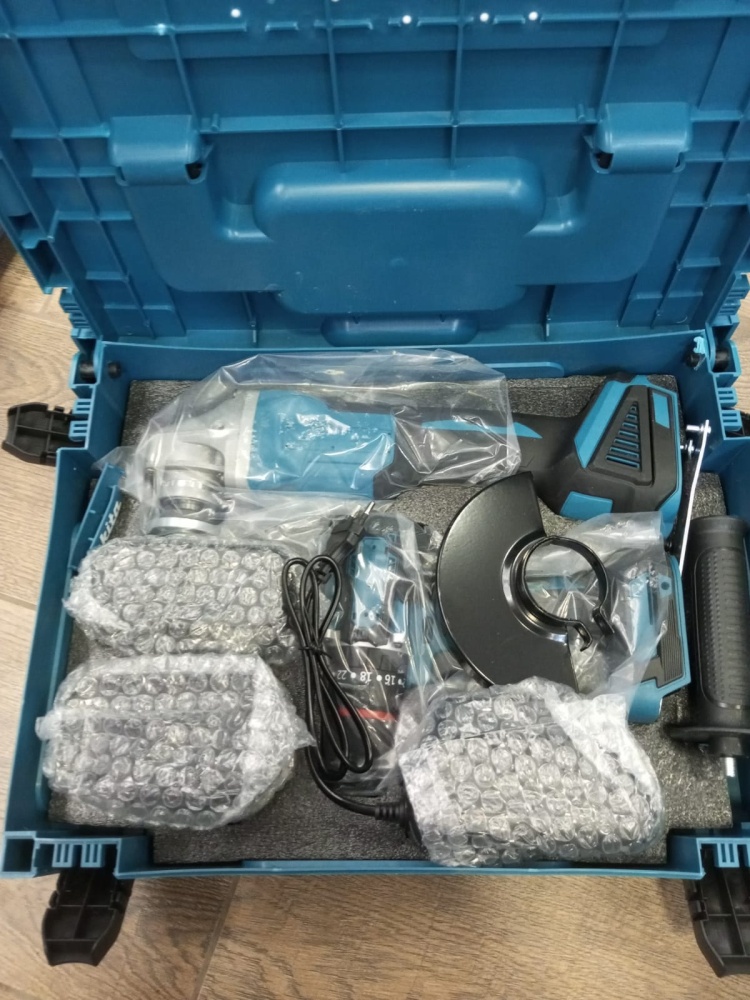 Набор инструментов Makita 2в1 ушм+шуруповерт
