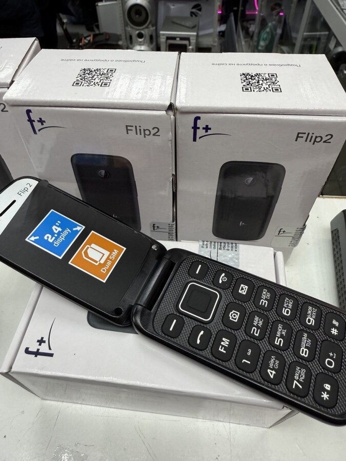 Мобильный телефон Fly Flip2