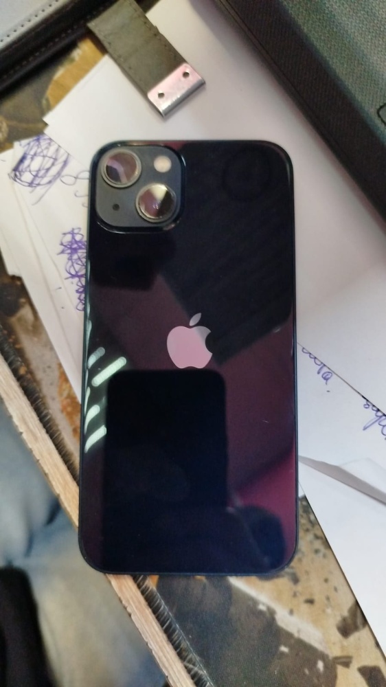 Смартфон iPhone 13 256 Gb