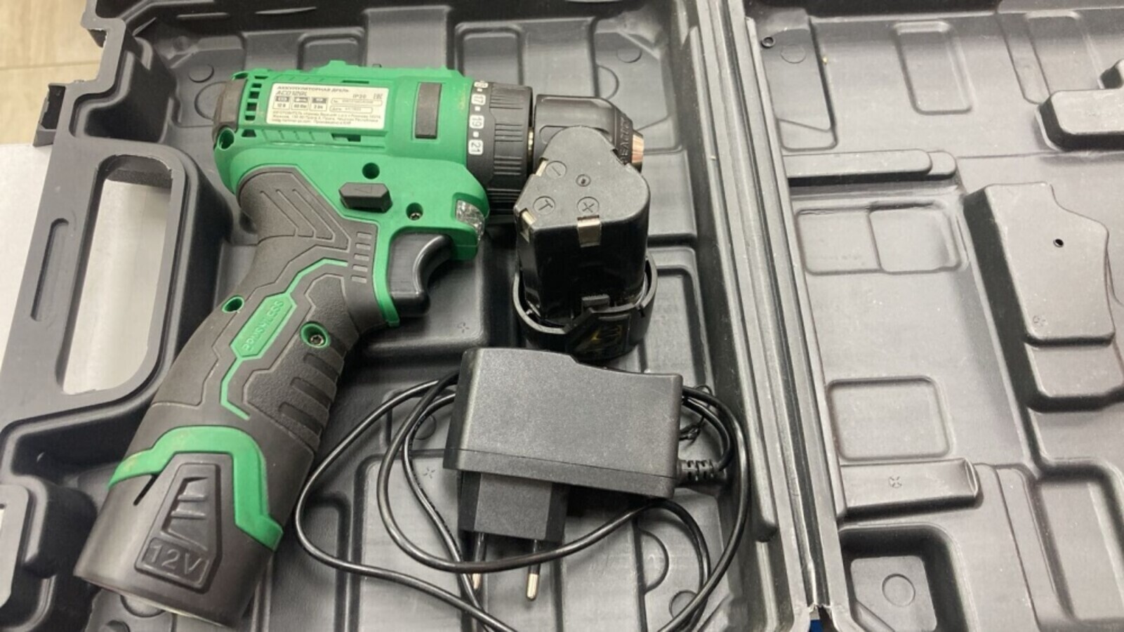 Шуруповерт Hammer ip20 12v