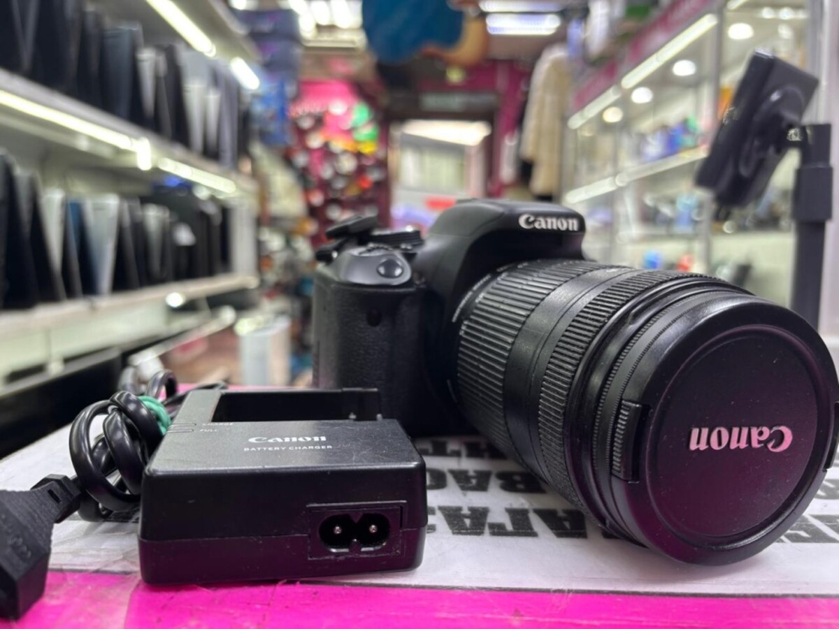 Фотоаппарат Canon 600D