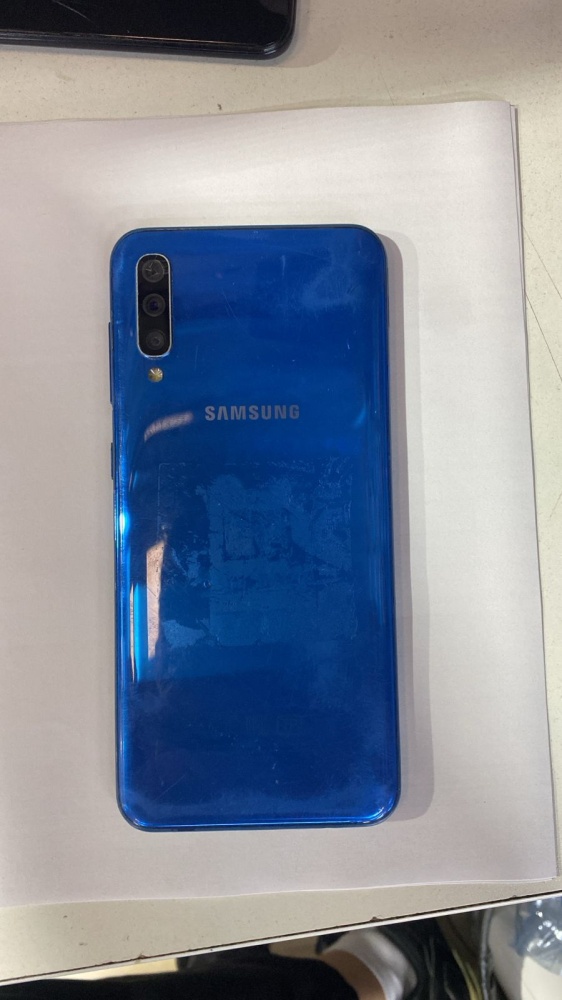 Смартфон Samsung A50 4\64