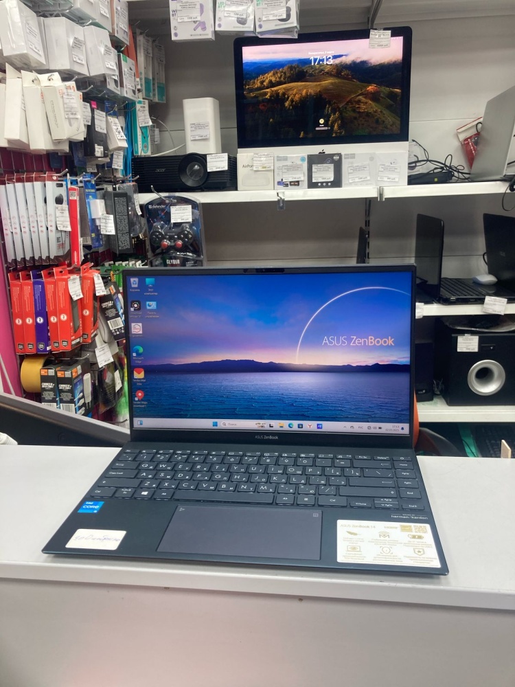 Ноутбук ASUS  ZENBOOK UX425E