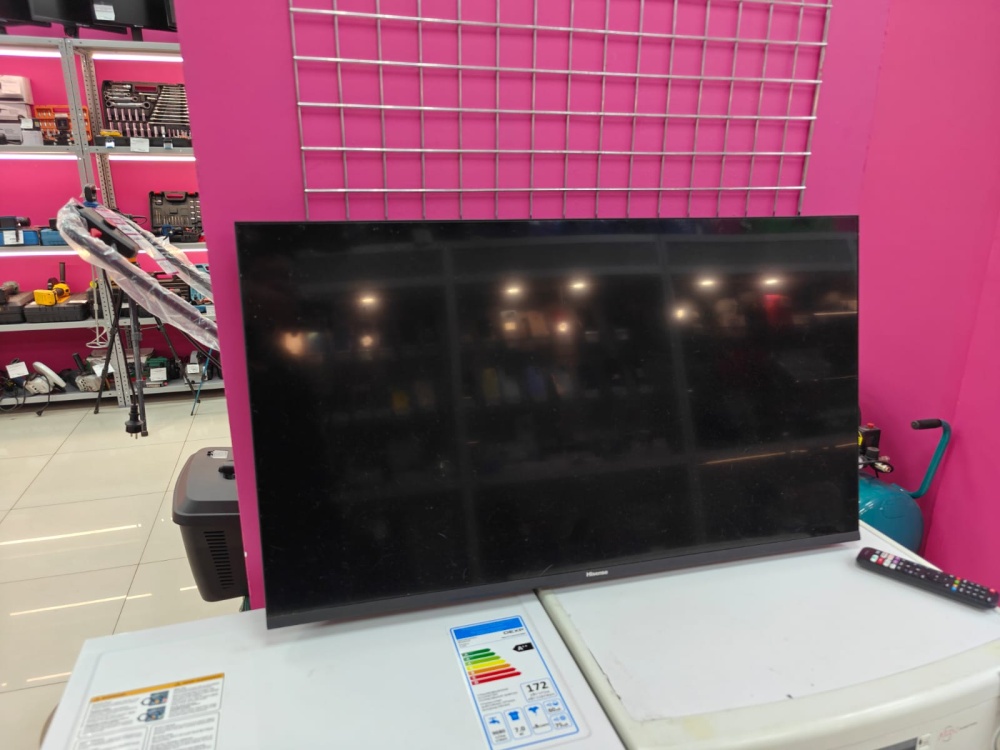 Телевизор Hisense 40A4BG