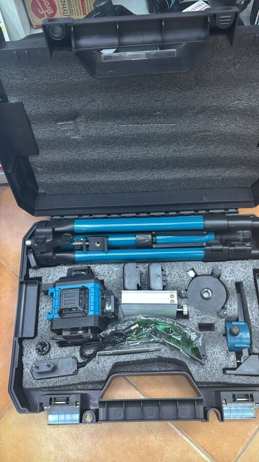 Лазерный уровень MKT+Тринога