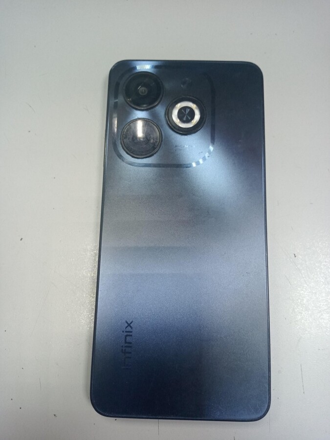 Мобильный телефон Infinix  SMART 8
