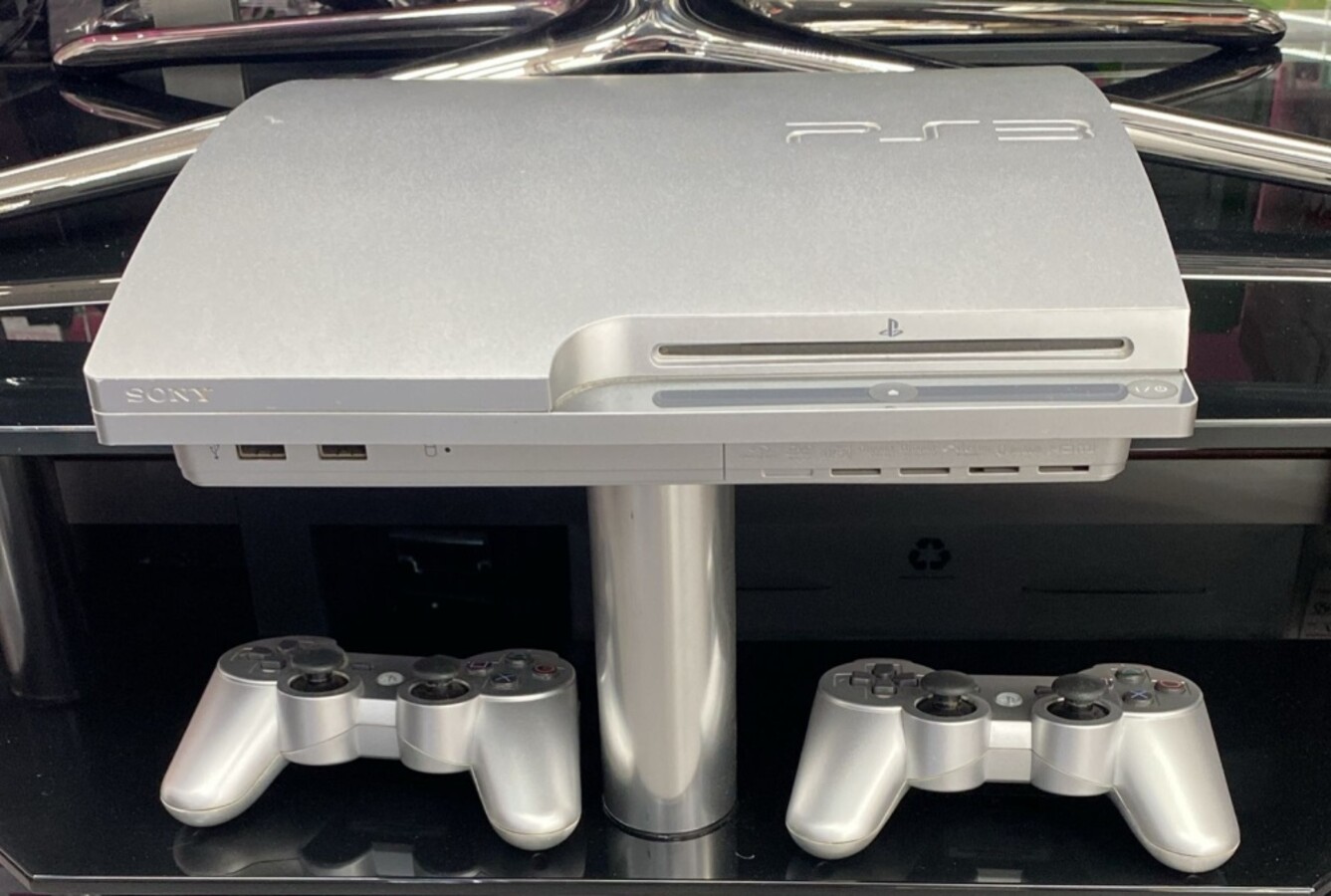 Игровая приставка Sony PlayStation 3 (2геймпада)